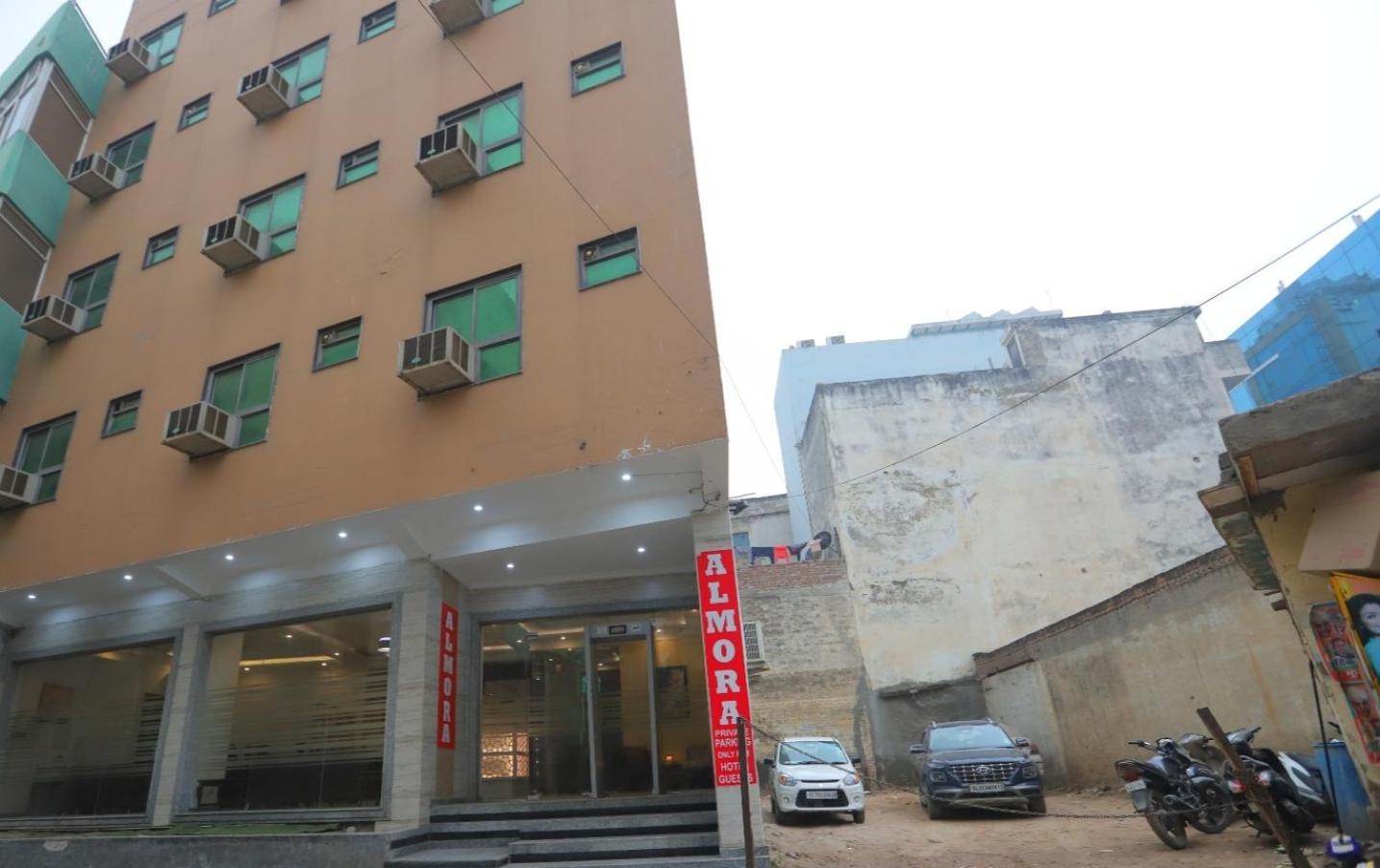 Hotel Almora Inn - Near By Delhi International Airport - With Free Airport Pickup And Drop Új-Delhi Kültér fotó