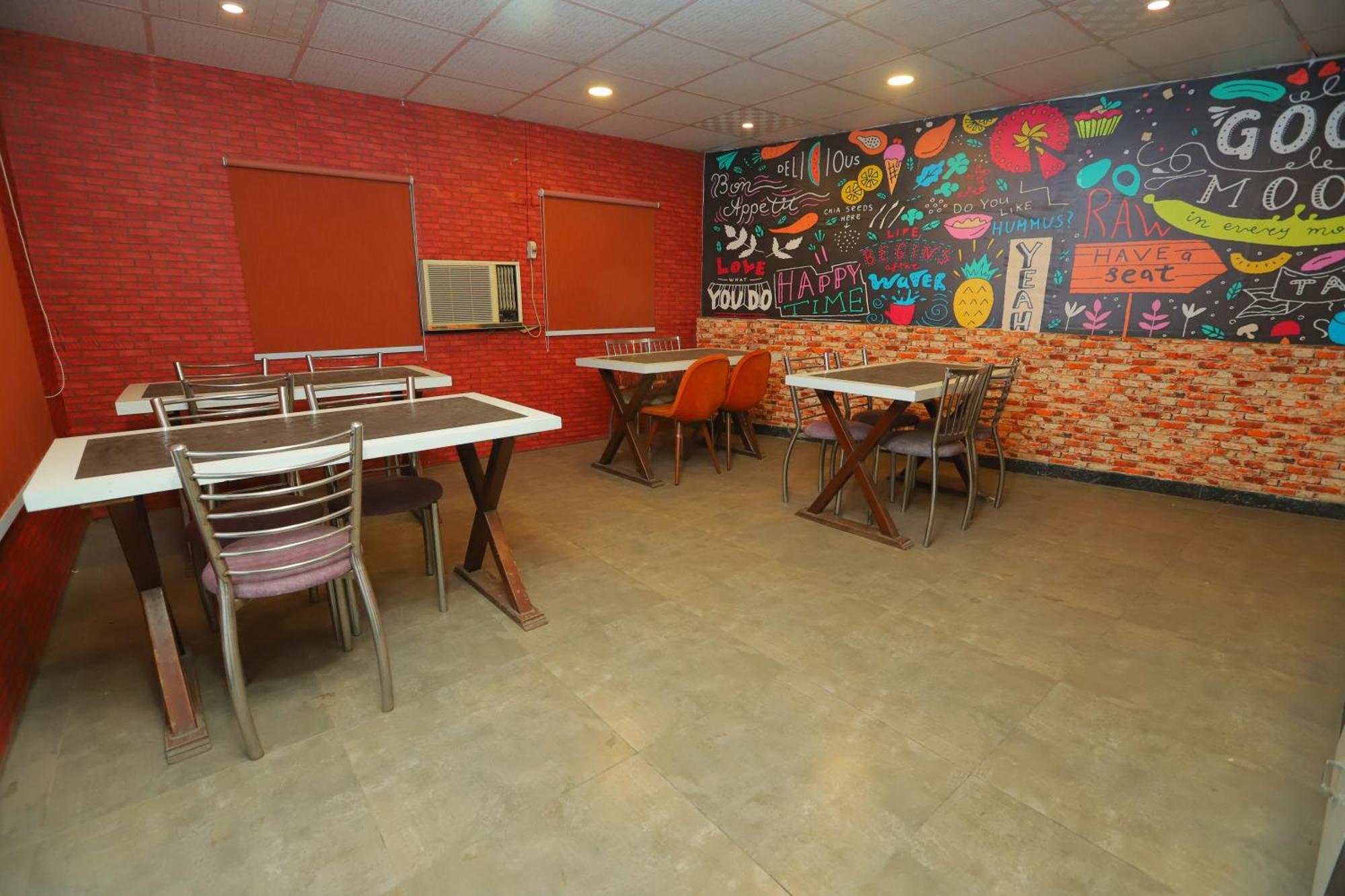 Hotel Almora Inn - Near By Delhi International Airport - With Free Airport Pickup And Drop Új-Delhi Kültér fotó