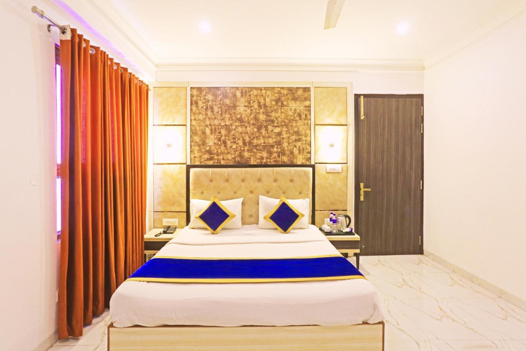Hotel Almora Inn - Near By Delhi International Airport - With Free Airport Pickup And Drop Új-Delhi Kültér fotó