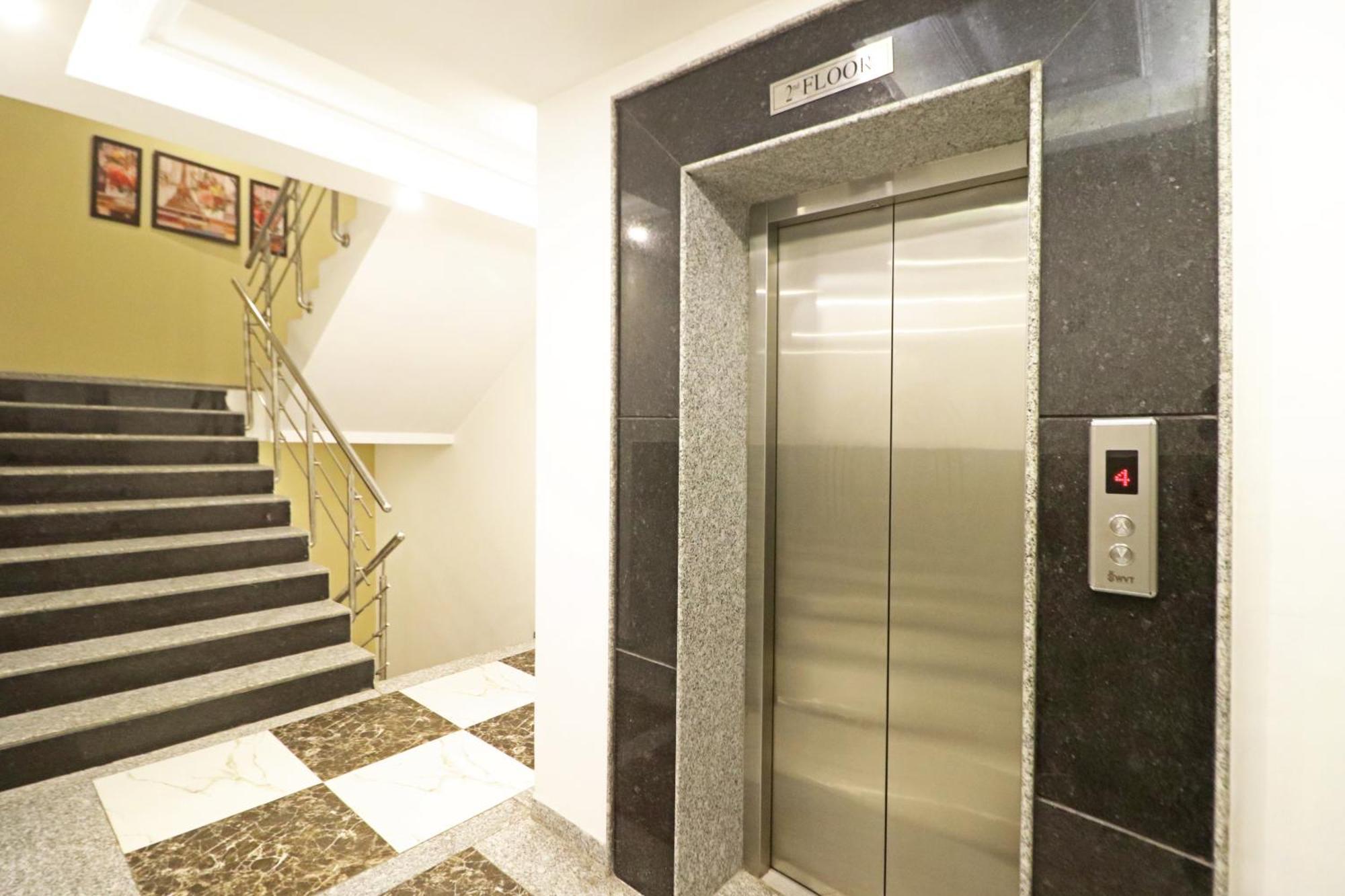 Hotel Almora Inn - Near By Delhi International Airport - With Free Airport Pickup And Drop Új-Delhi Kültér fotó