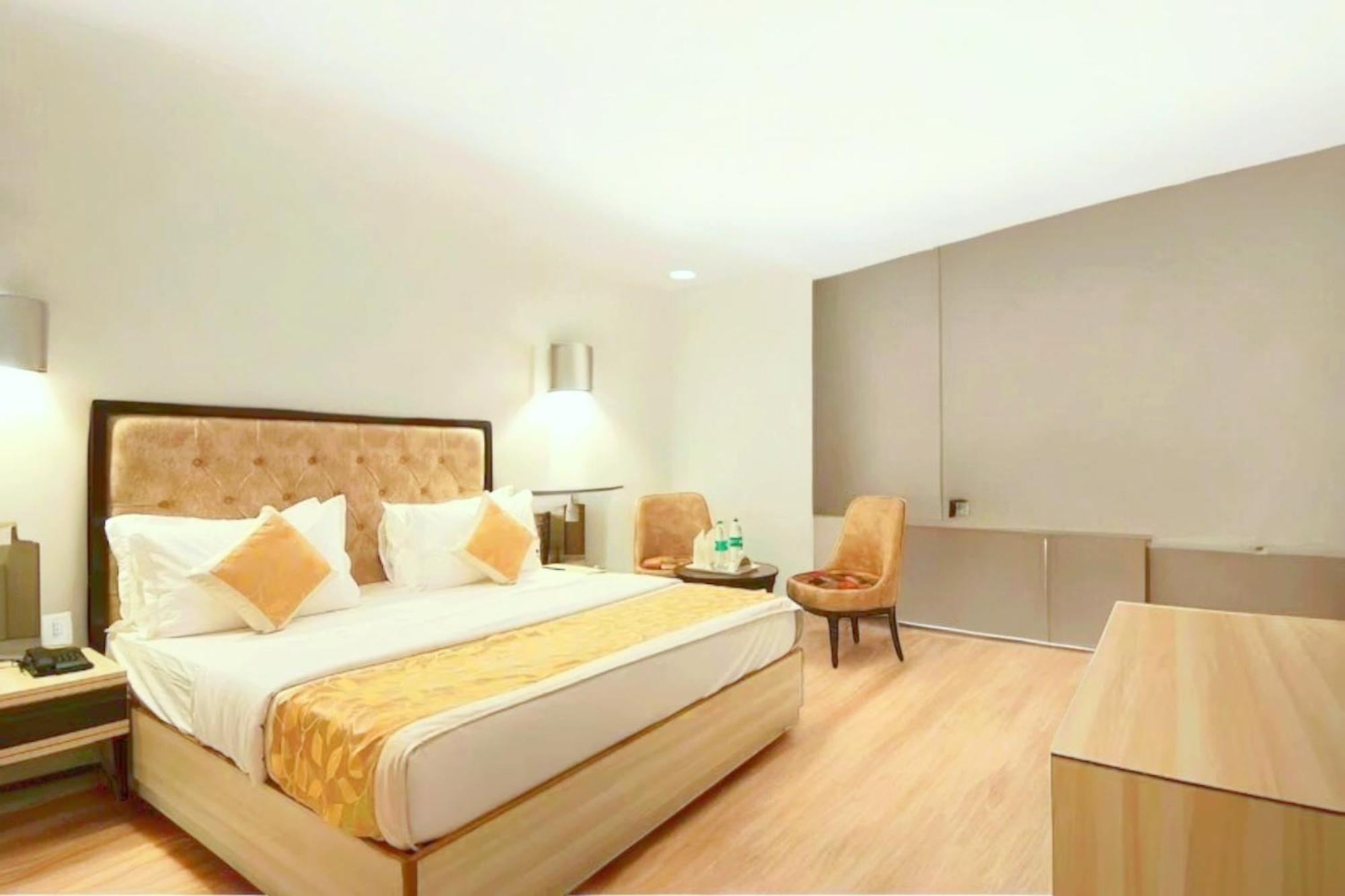 Hotel Almora Inn - Near By Delhi International Airport - With Free Airport Pickup And Drop Új-Delhi Kültér fotó